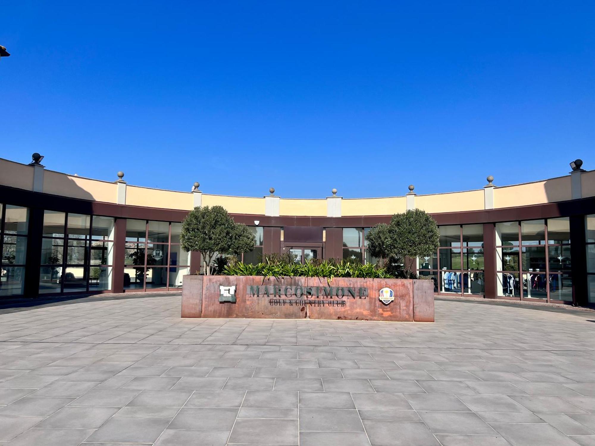 Holidays Homes Rome Golf Appartamenti Marco Simone Aeb Экстерьер фото