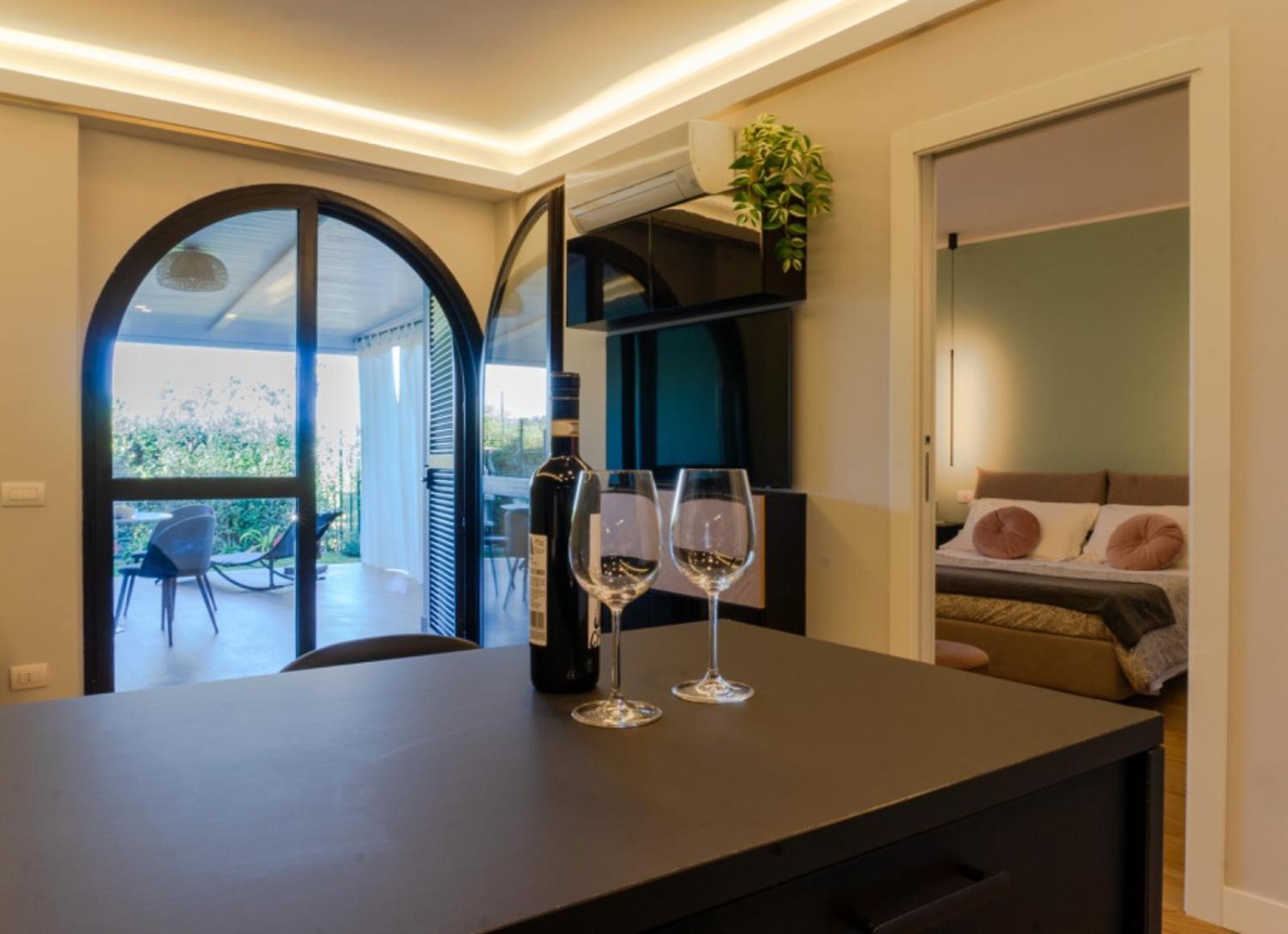 Holidays Homes Rome Golf Appartamenti Marco Simone Aeb Экстерьер фото